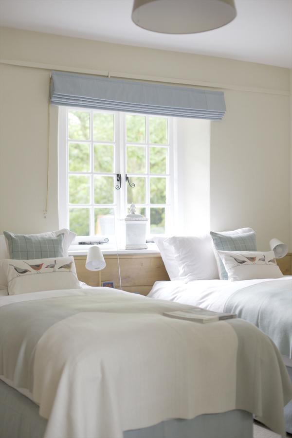 The Royal Oak Hotel Ansty  Bagian luar foto