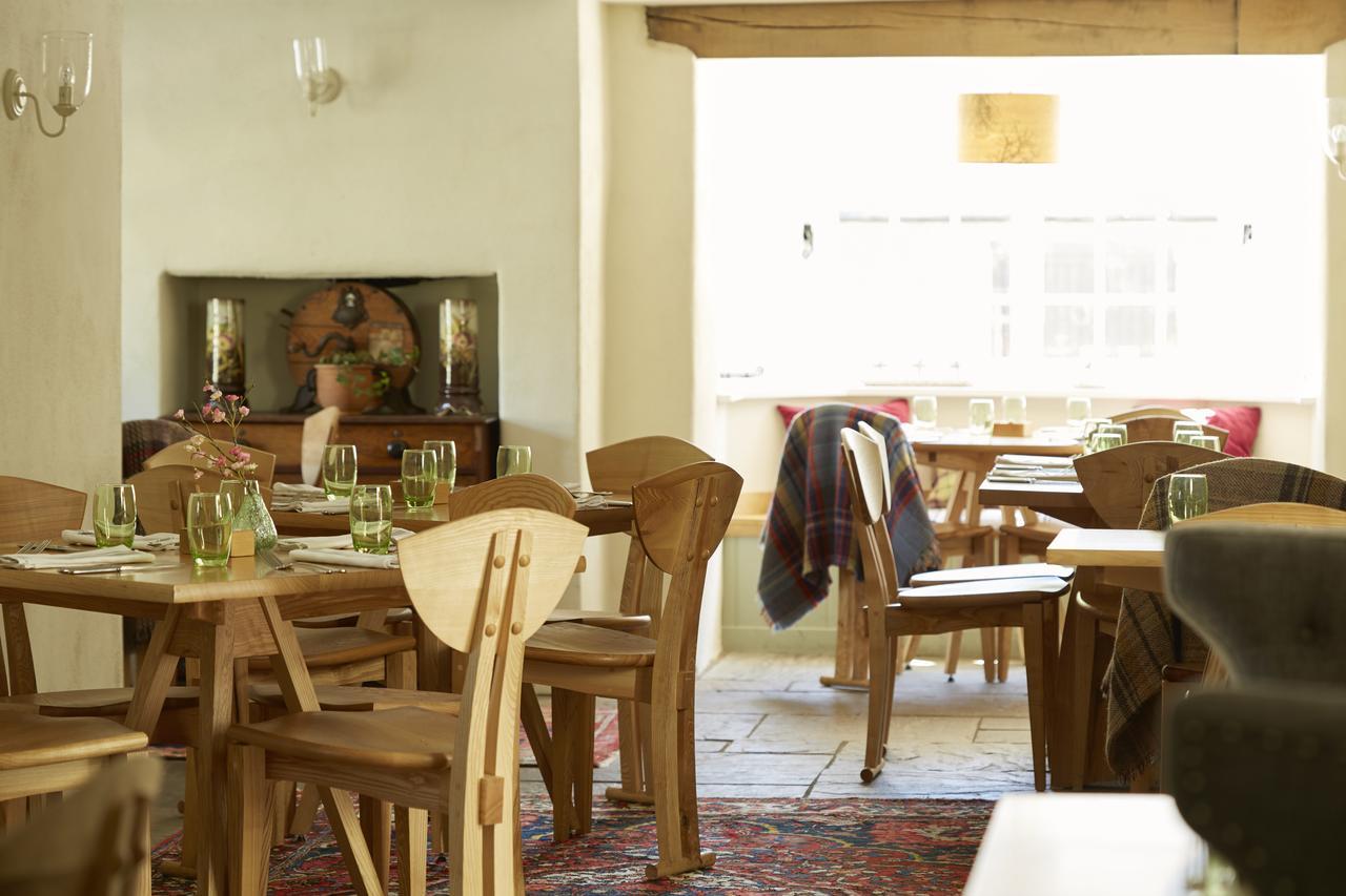 The Royal Oak Hotel Ansty  Bagian luar foto