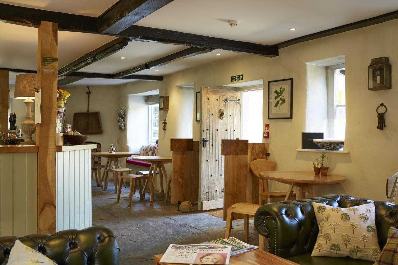 The Royal Oak Hotel Ansty  Bagian luar foto